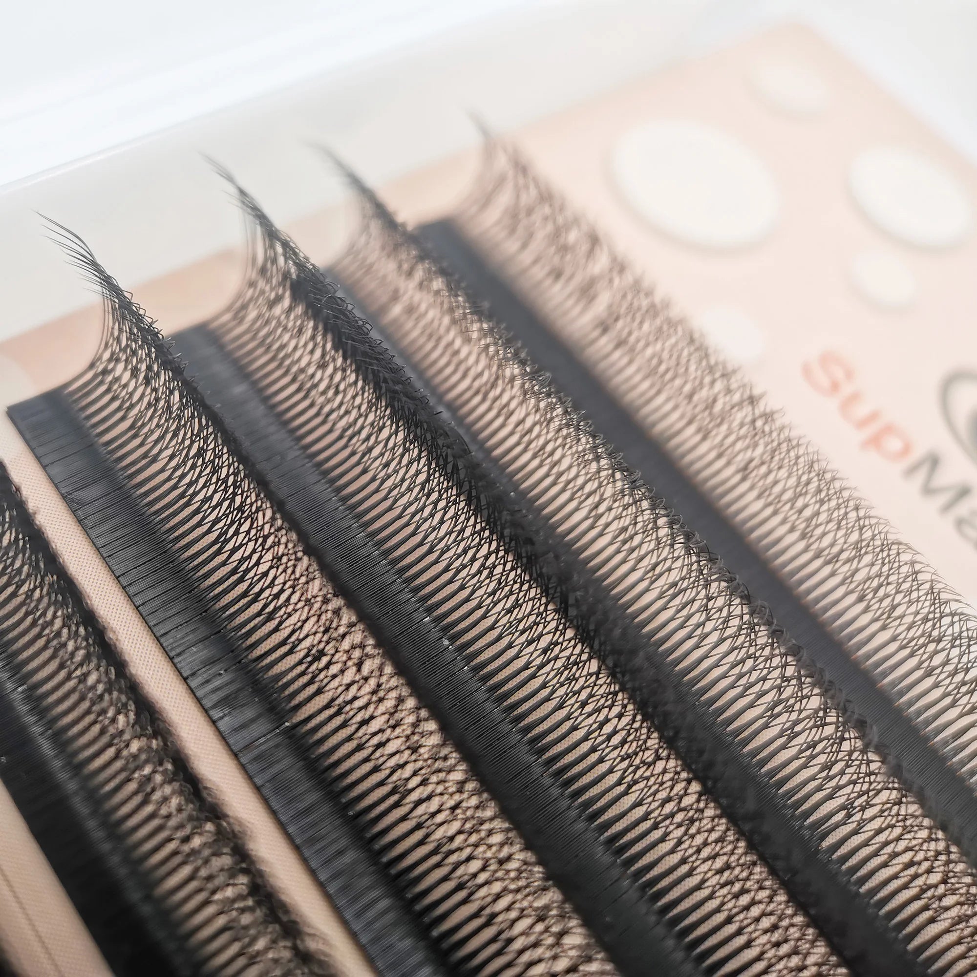 Supmacio 4D/5D W Lashes Mix – Clover Wire Volume Fan Eyelash Extensions for Professional Lash Application
